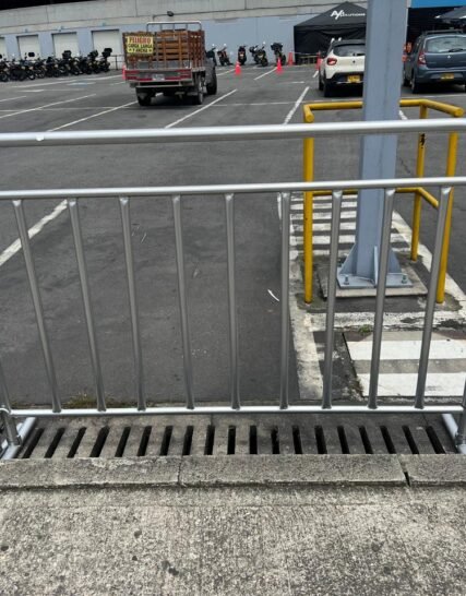 Vallas de contención de tuberia